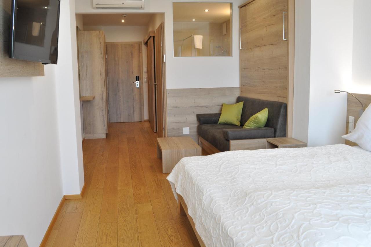 Seehotel Herlinde Podersdorf am See Ngoại thất bức ảnh