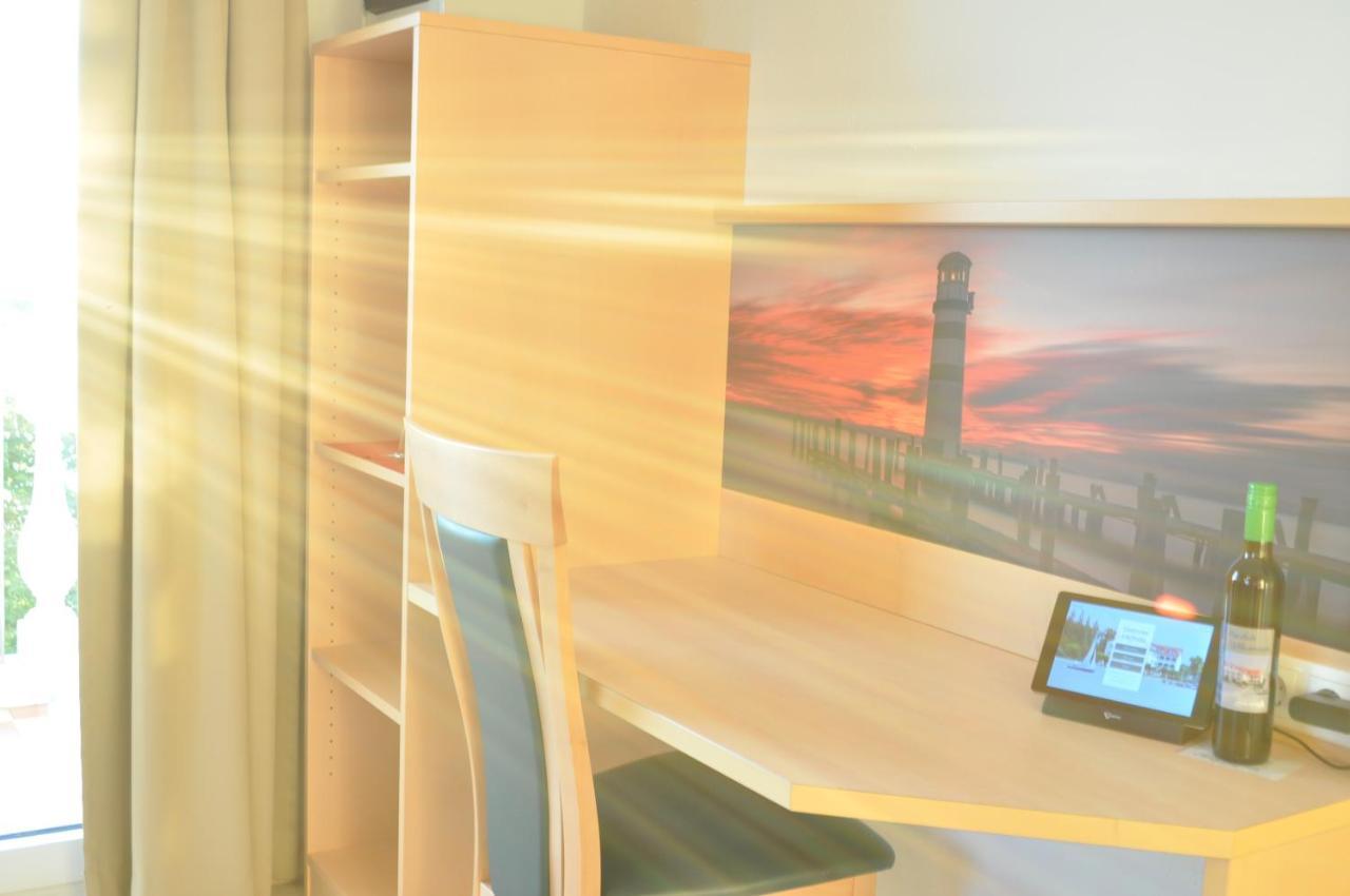 Seehotel Herlinde Podersdorf am See Ngoại thất bức ảnh