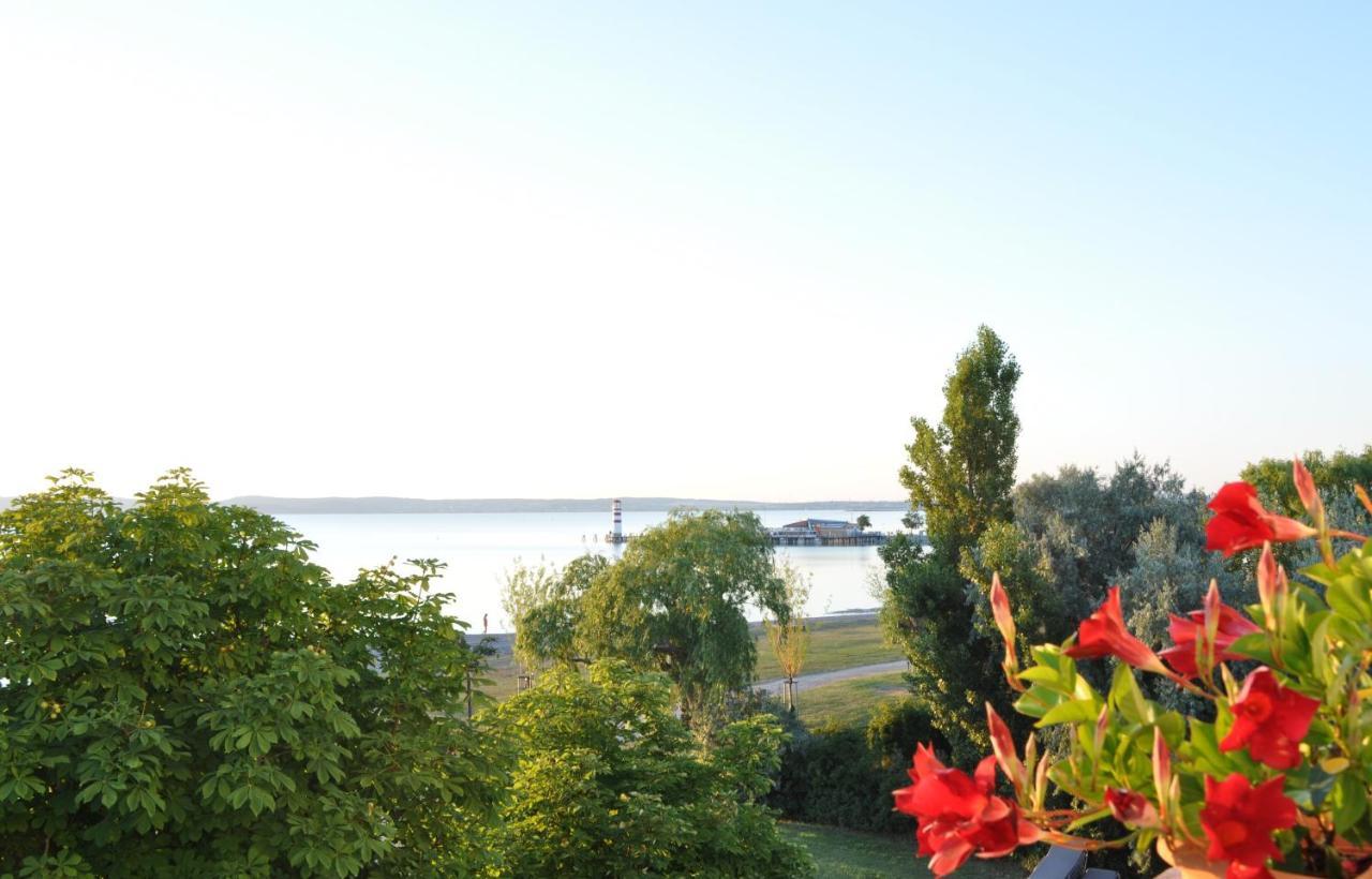 Seehotel Herlinde Podersdorf am See Ngoại thất bức ảnh