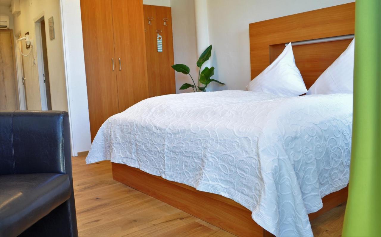 Seehotel Herlinde Podersdorf am See Ngoại thất bức ảnh
