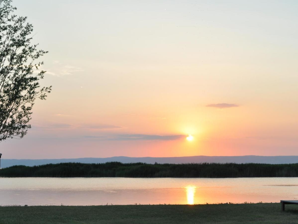 Seehotel Herlinde Podersdorf am See Ngoại thất bức ảnh