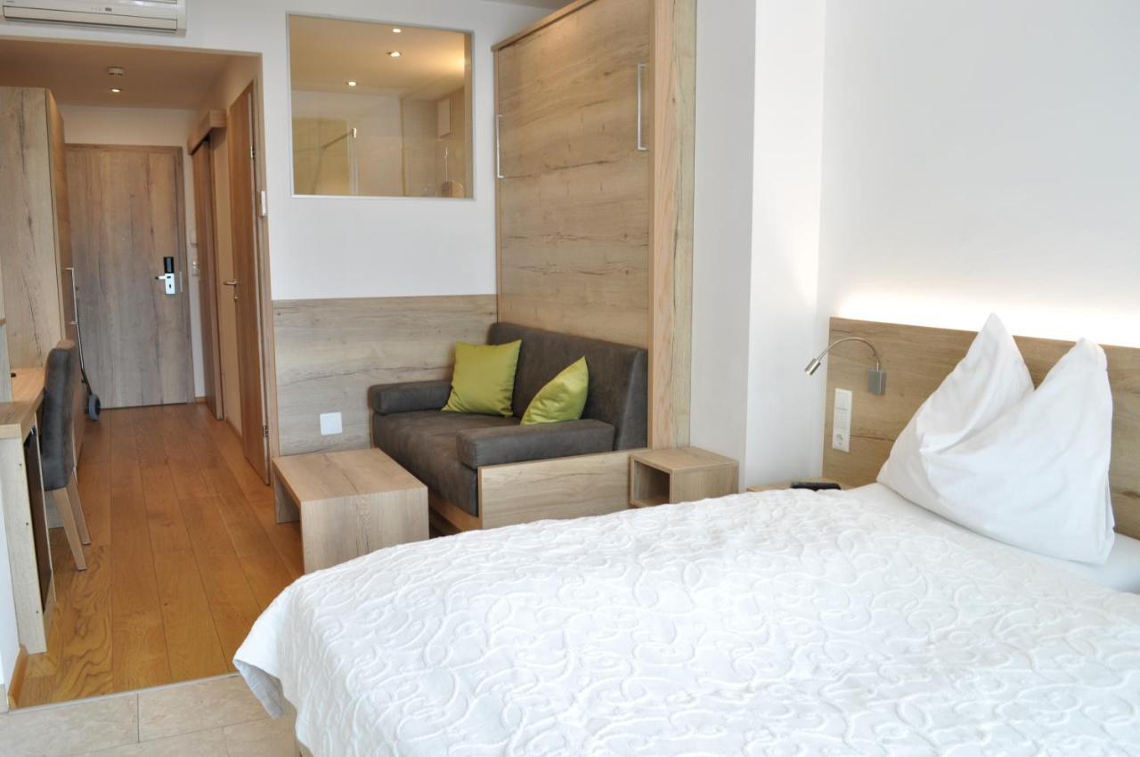 Seehotel Herlinde Podersdorf am See Ngoại thất bức ảnh