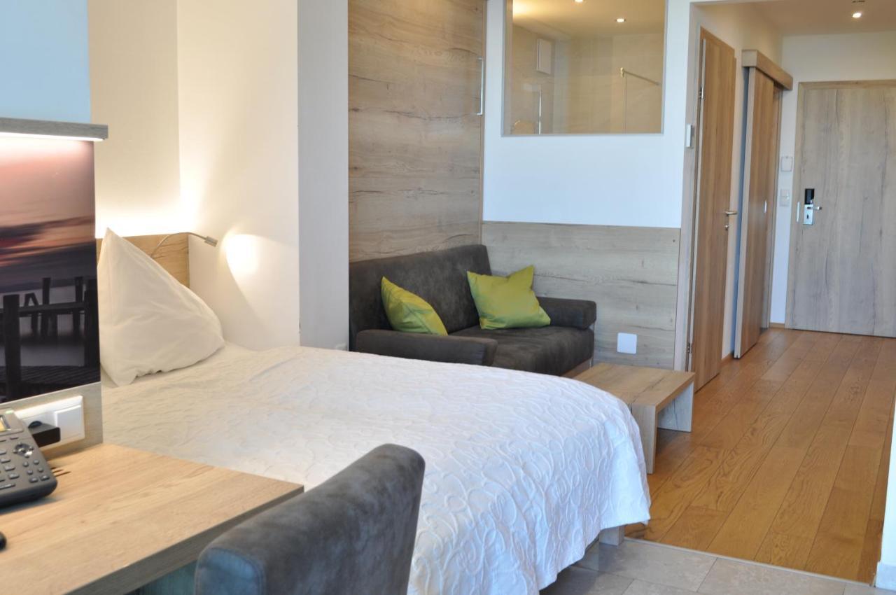 Seehotel Herlinde Podersdorf am See Ngoại thất bức ảnh