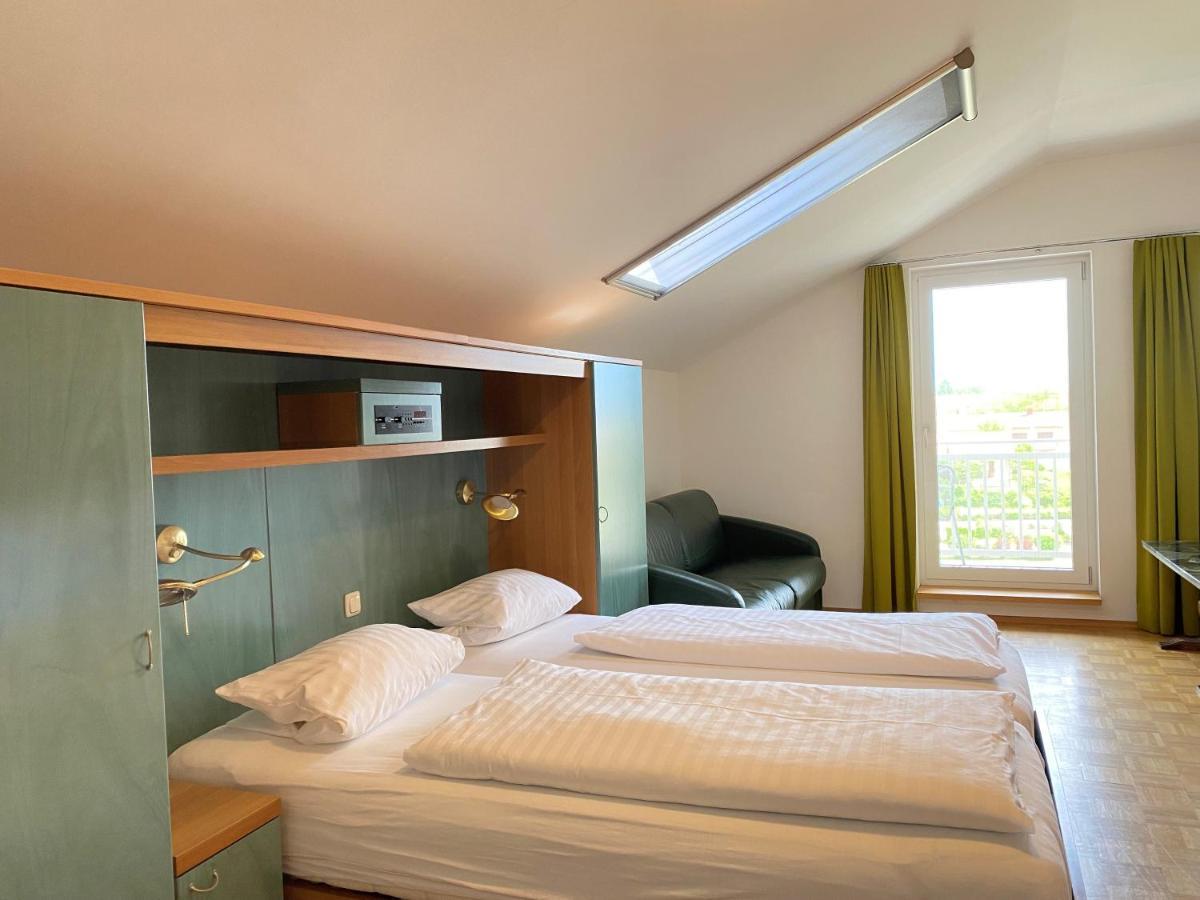 Seehotel Herlinde Podersdorf am See Ngoại thất bức ảnh